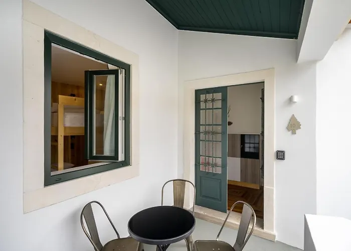 Forest - אכסניה